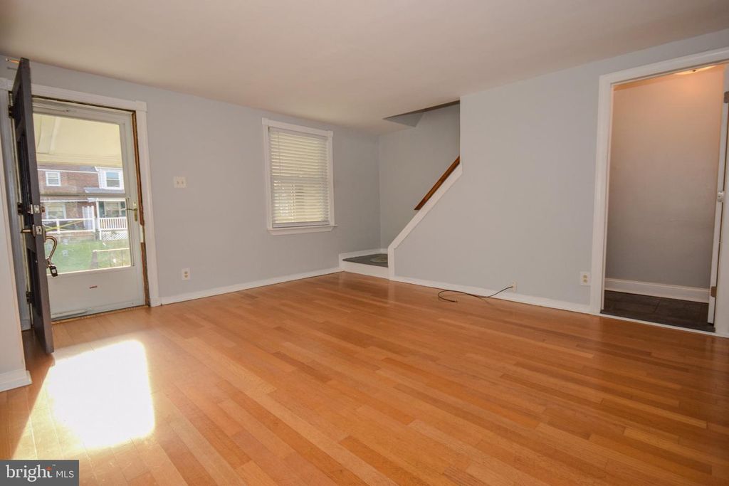 680 CLYMER LN, RIDLEY PARK, PA 19078 — photo 5