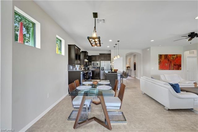 7103 Lily WAY, Naples, FL 34114