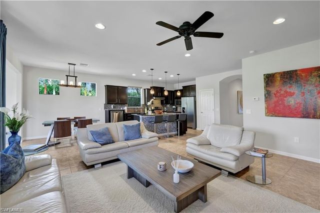 7103 Lily WAY, Naples, FL 34114