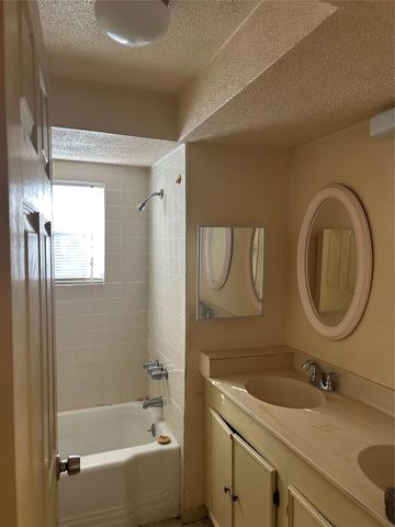 3506 Hinton Boulevard, Houston, TX 77022