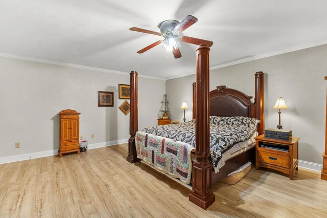 1302 W Sabine St., Carthage, TX 75633