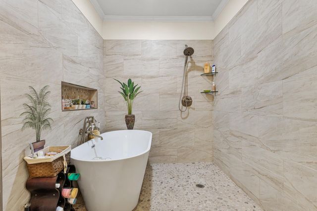 1302 W Sabine St., Carthage, TX 75633