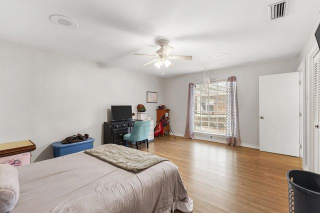 1302 W Sabine St., Carthage, TX 75633