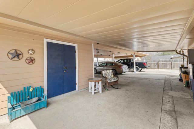 1302 W Sabine St., Carthage, TX 75633