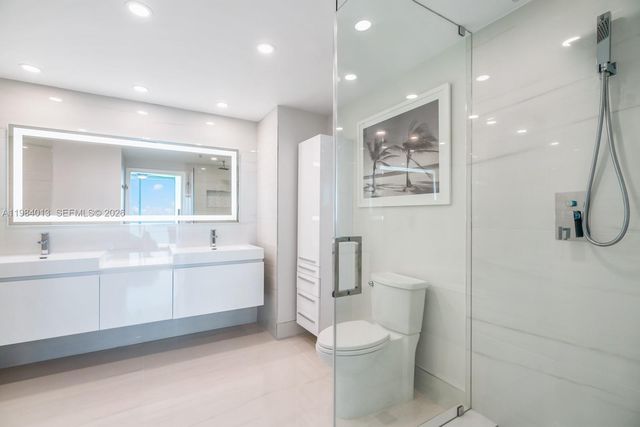 6799 Collins Ave 1404, Miami Beach, FL 33141