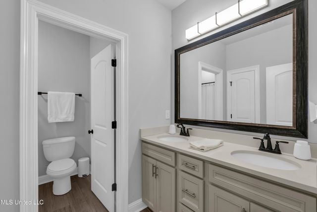 9371 Taylor Place, Ocean Springs, MS 39564