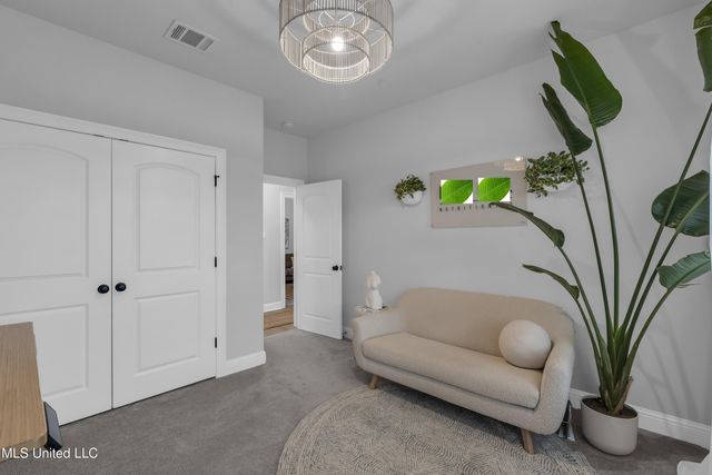 9371 Taylor Place, Ocean Springs, MS 39564