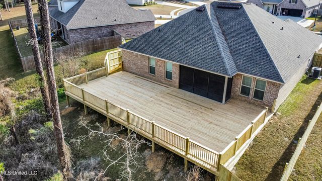 9371 Taylor Place, Ocean Springs, MS 39564