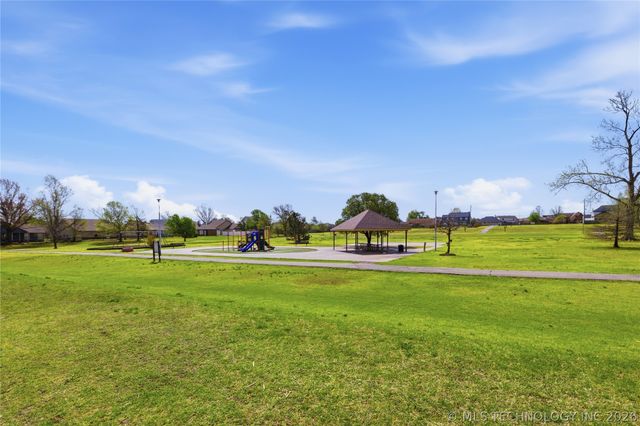 3105 N 1st Street, Broken Arrow, OK 74012