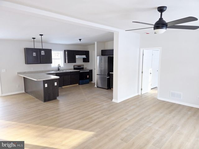 47 HIGHLAND AVE, Clementon, NJ 08021