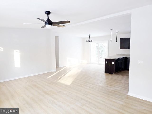 47 HIGHLAND AVE, Clementon, NJ 08021