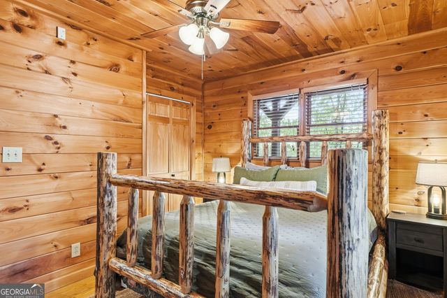 287 Necowa Cove Overlook, Blue Ridge, GA 30513