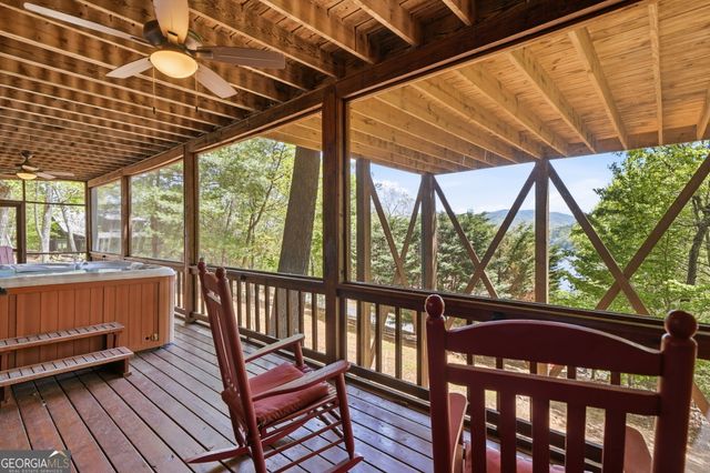 287 Necowa Cove Overlook, Blue Ridge, GA 30513