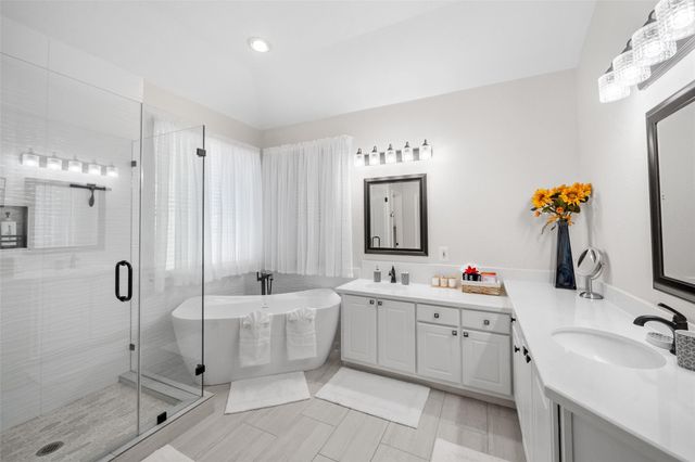 6 W Prairie Dawn Circle, The Woodlands, TX 77385