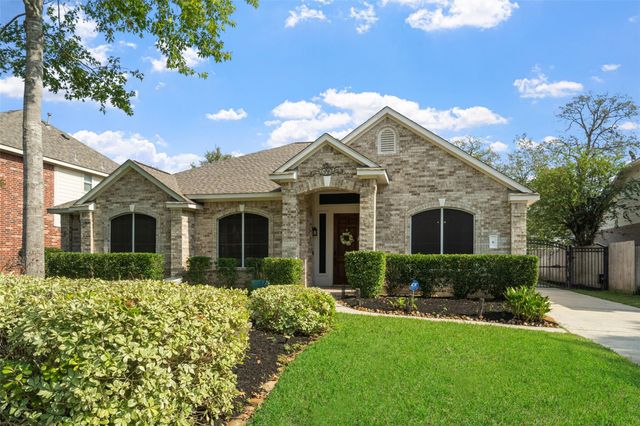 6 W Prairie Dawn Circle, The Woodlands, TX 77385