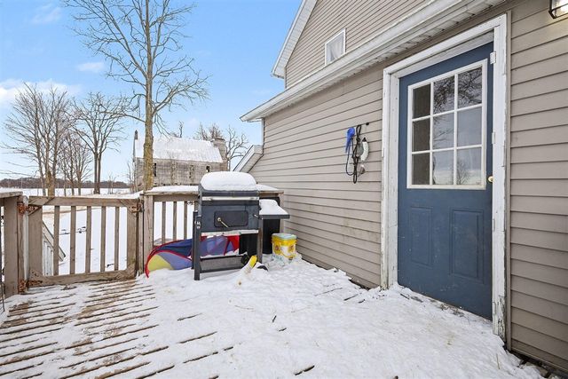 5947 E State Road, Hastings, MI 49058