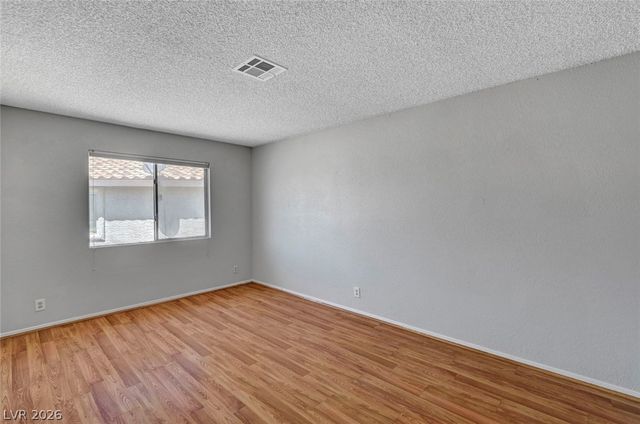 913 Falconhead Lane 201, Las Vegas, NV 89128