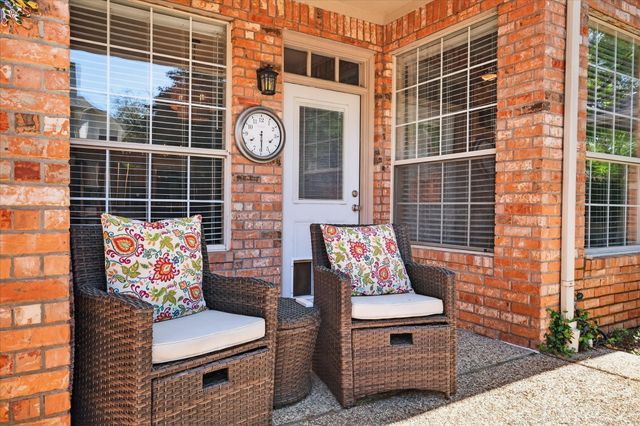 2905 Woodway Drive, Flower Mound, TX 75028