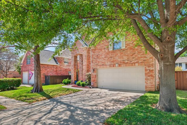 2905 Woodway Drive, Flower Mound, TX 75028