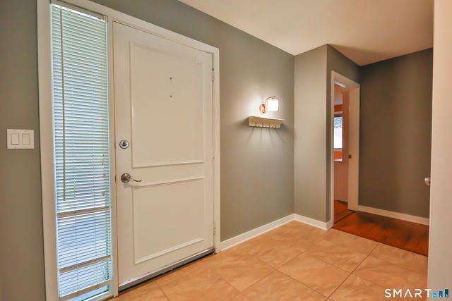 945 Heritage Village A, Southbury, CT 06488