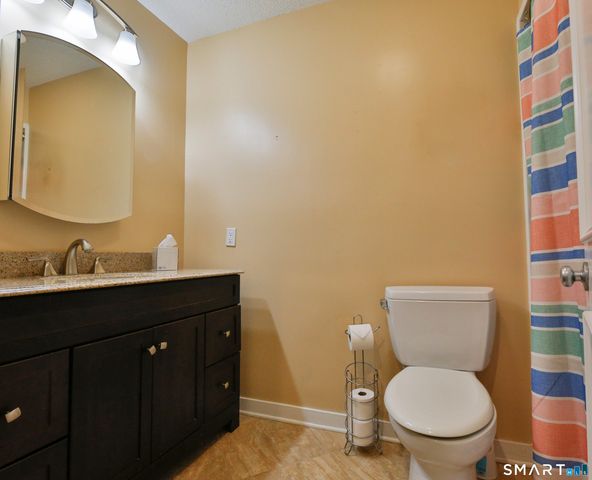 945 Heritage Village A, Southbury, CT 06488