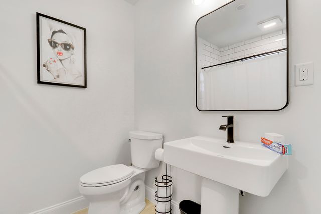 125 Arrowhead Circle, Jupiter, FL 33458