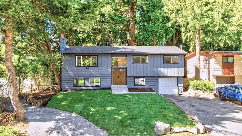 4327 184th Street SW, Lynnwood, WA 98037