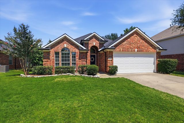 1204 Wentwood Drive, Corinth, TX 76210