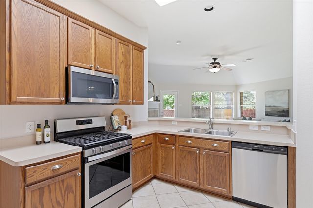 1204 Wentwood Drive, Corinth, TX 76210