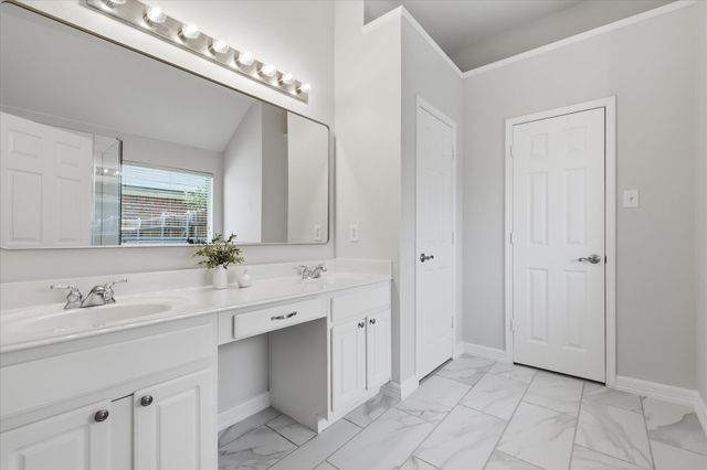 1204 Wentwood Drive, Corinth, TX 76210