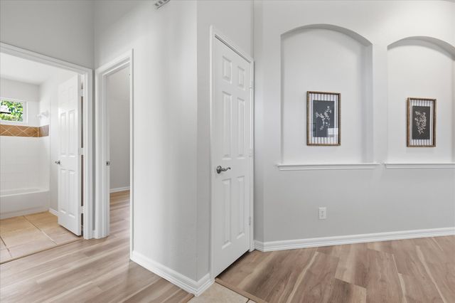1204 Wentwood Drive, Corinth, TX 76210