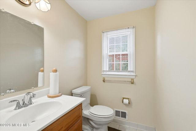 1012 Sheila Drive, Toms River, NJ 08753