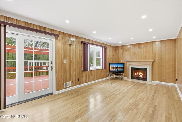 1012 Sheila Drive, Toms River, NJ 08753