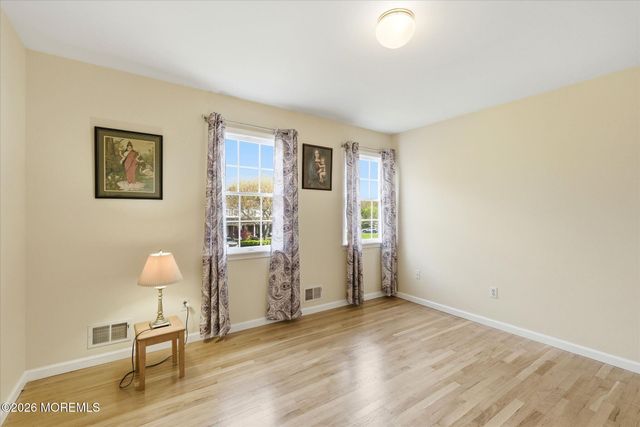 1012 Sheila Drive, Toms River, NJ 08753