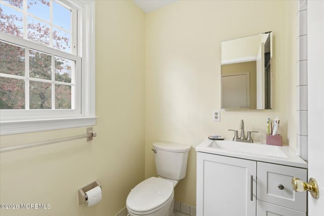 1012 Sheila Drive, Toms River, NJ 08753