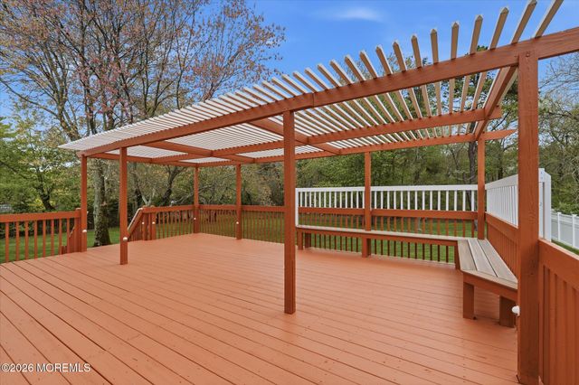 1012 Sheila Drive, Toms River, NJ 08753
