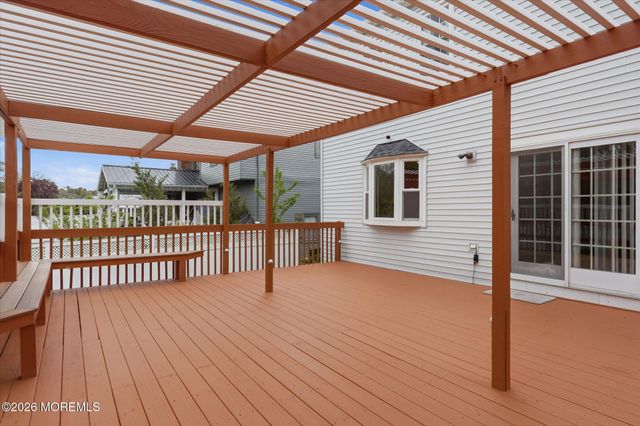 1012 Sheila Drive, Toms River, NJ 08753