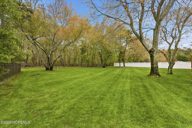 1012 Sheila Drive, Toms River, NJ 08753