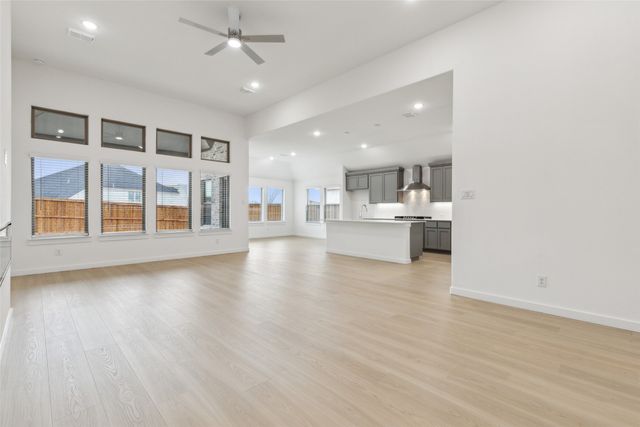 560 Moonrise Street, Waxahachie, TX 75165