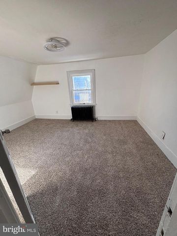 18 CHURCH ST, Willow Grove, PA 19090