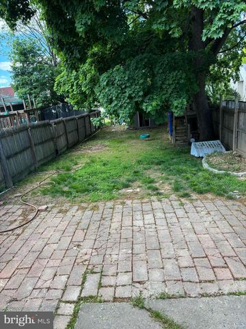 18 CHURCH ST, Willow Grove, PA 19090