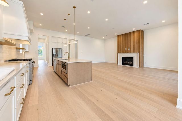 2309 Hollister Road, Houston, TX 77080
