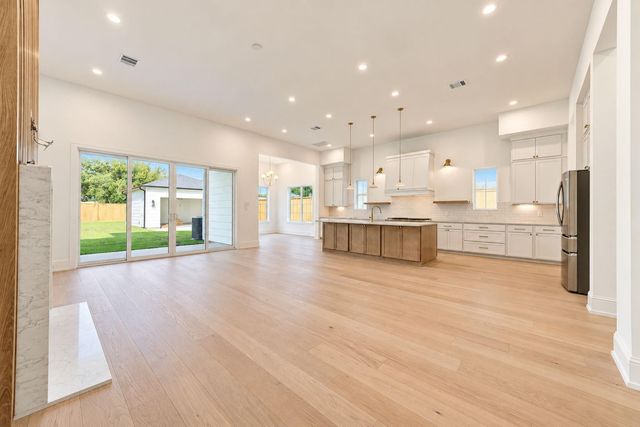 2309 Hollister Road, Houston, TX 77080