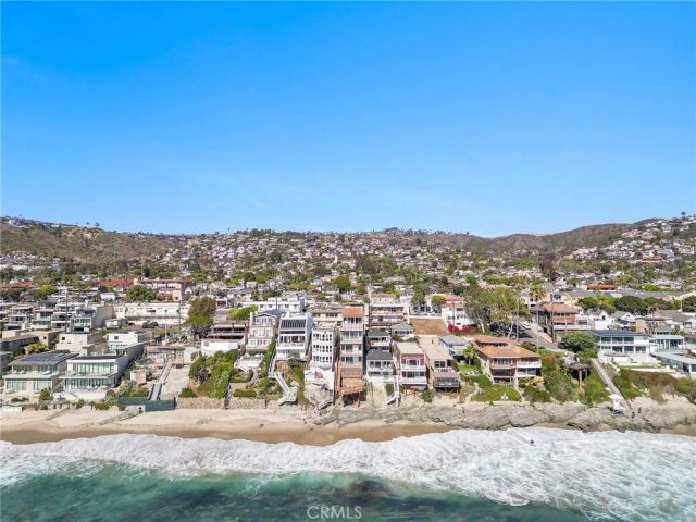 1045 Gaviota Drive B, Laguna Beach, CA 92651