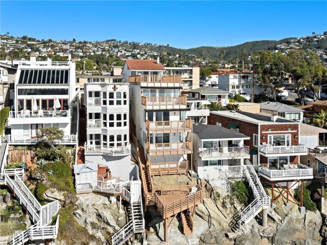 1045 Gaviota Drive B, Laguna Beach, CA 92651