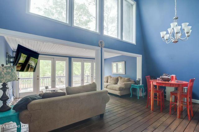 7320 Magnolia Drive, Pass Christian, MS 39571