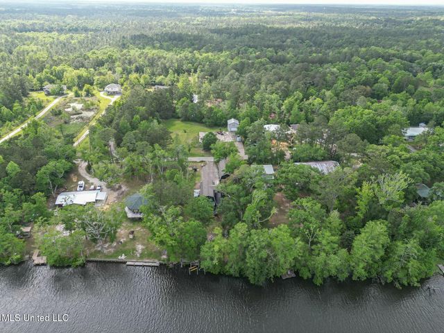 7320 Magnolia Drive, Pass Christian, MS 39571
