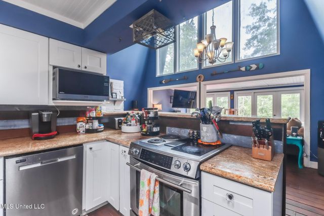 7320 Magnolia Drive, Pass Christian, MS 39571