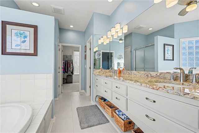 15605 Pawnee Street, Overland Park, KS 66224