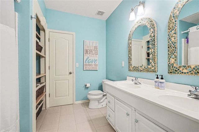 15605 Pawnee Street, Overland Park, KS 66224